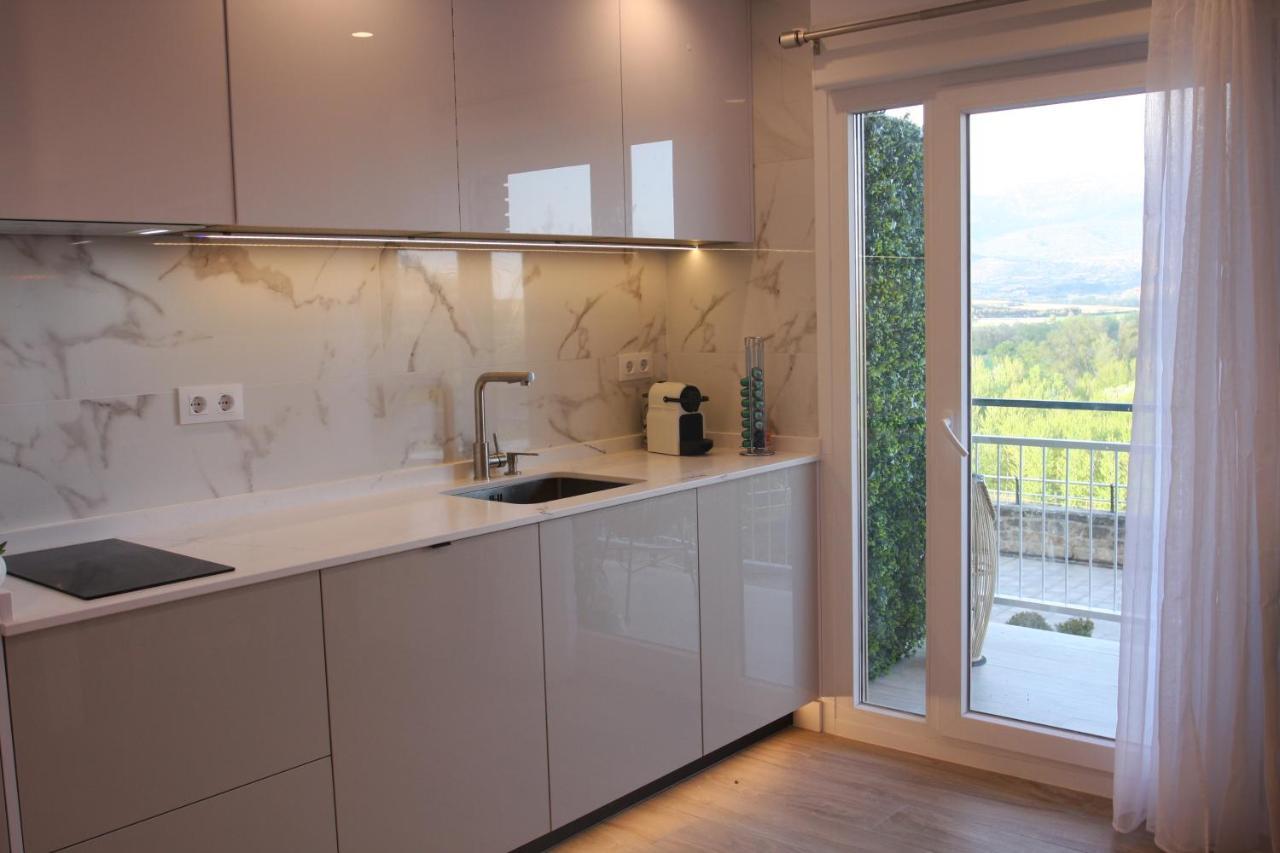 Apartamentos La Herradura Vinas Haro Extérieur photo